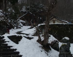大吉月に戸隠神社でお水取り