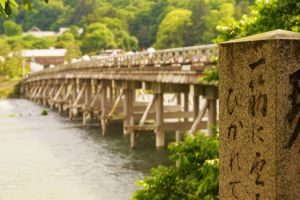 嵐山の松尾大社でお水取りと足湯を堪能したい！