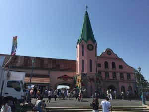 東京ドイツ村は五月晴れー花と緑がいっぱいの昼下がり